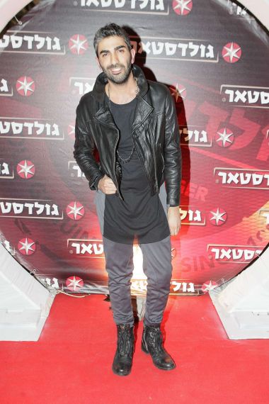 רואים שהיא מאושרת רואים שהיא מאושרת